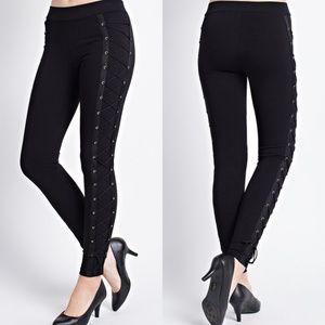 🖤Black Stretchy Laced Ponte Skinny Pants